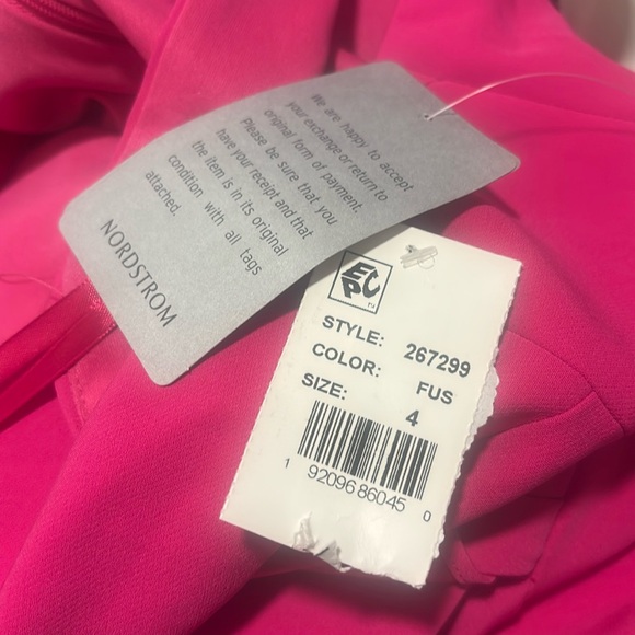 NWT MARINA Scuba Crepe Fashion Jumpsuit in Fuschia Size 4 - Picture 3 of 4